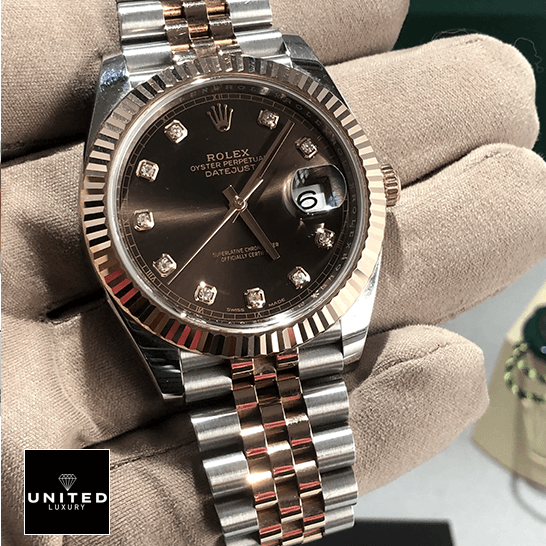 Rolex Datejust II 126331-0004 Chocolate Diamond Dial Replica 1 Rolex Datejust 126331 Rose Gold Chocolate Diamond D?al Replica on the hand