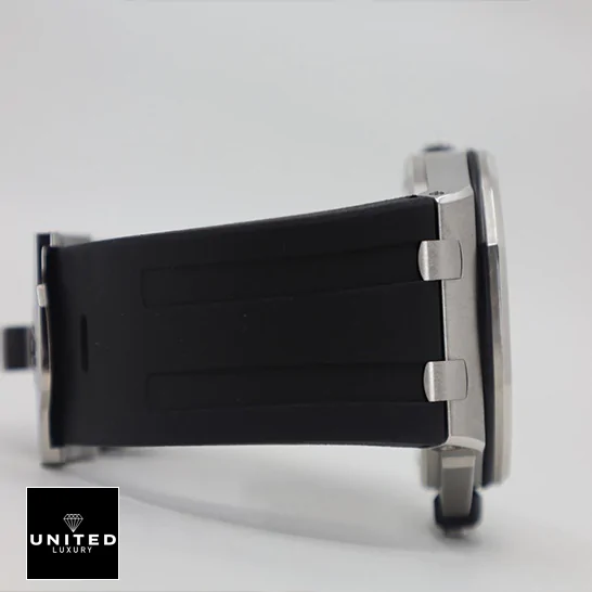 AP 15710ST Replica 5 audemars_piguet_royal_oak_offshore_diver_black_dial_15710ST.OO_.A002CA.01_replica_bracelet_unitedluxurynet