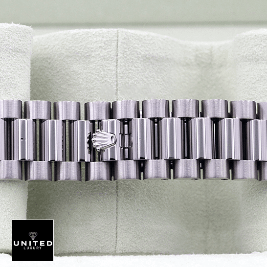 Rolex Day-Date 218239-0041 V6 White Roman Dial Replica 4 rolex-day-date218239-0041-replica-clasp