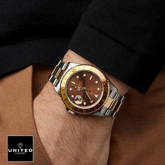 Rolex Submariner Date 126613LN Two-Tone Oyster Replica on his arm