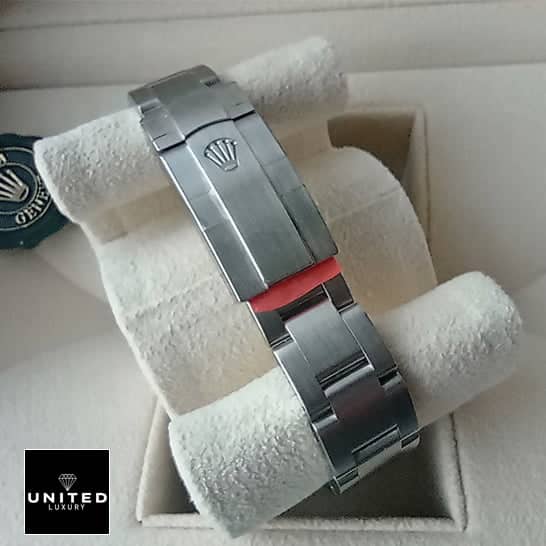 Rolex Oyster Perpetual 277200 Green Dial Replica 3 Rolex Perpetual 31 277200 Oyster Bracelet Fold Clasp on the Rolex Logo Replica