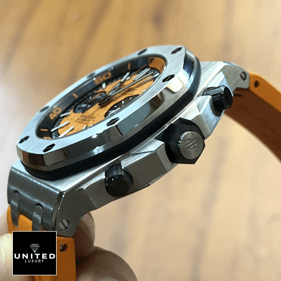 Audemars Piguet Royal Oak Orange 26703ST.OO.A070CA.01 Replica 3 Audemars Piguet Stainless Steel Bezel Crown Push Button Replica side view