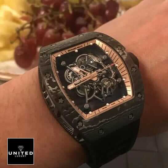 Richard Mille RM055 Bubba Watson Replica 6 Richard Mille RM055 Bubba Watson Black Rubber Bracelet Replica on the wrist