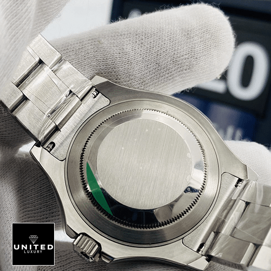 Rolex Yacht-Master 116622-0003 Platinum & Rhodium Dial Replica 11 Rolex Yacht Master 116622 Stainless Steel Case Replica on the hand