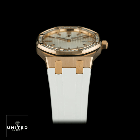 Audemars Piguet Royal Oak 67540OK.ZZ.D010CA.01 Replica 5 Audemars Piguet White Rubber Diamond Bezel Replica black background