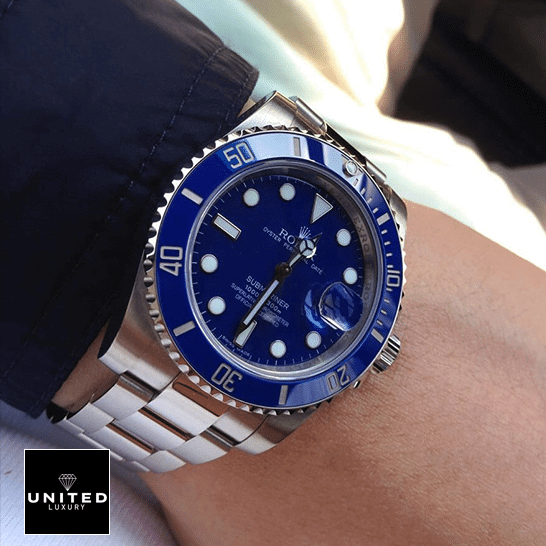 Rolex Submariner 116619 Blue Dial Replica 9 Rolex Submariner Blue Dial 116619lb-0001 Replica on his arm