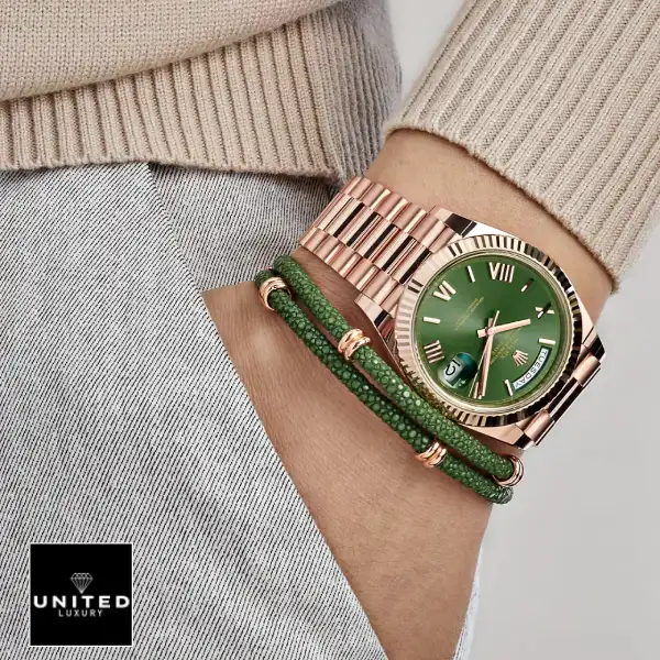 Rolex Day-Date Rose Gold Green Roman Dial Replica 1 roelx daydate green roman dial