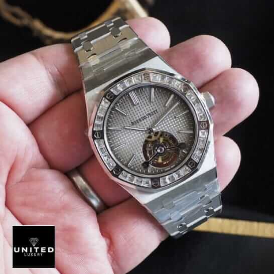 AP Extra Diamond Plat Replica 4 ap-extra-thin-tourbillon-extra-right