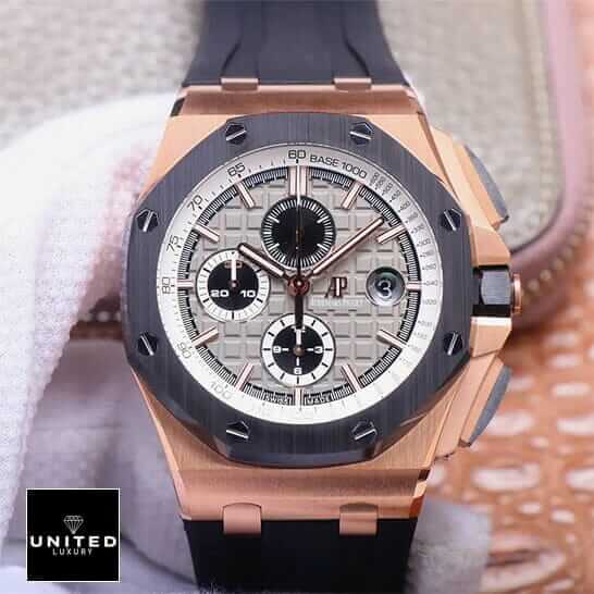 AP Pride of Germany Replica 6 Audemars Piguet Royal Oak Black Gold Case Replica on the hand