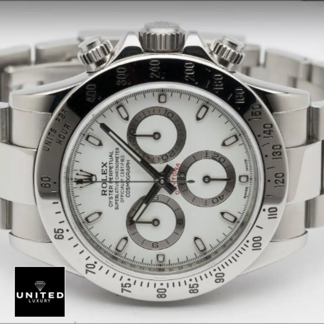 Rolex Daytona White Dial 116520 Replica 4 Rolex Daytona White Dial 116520 S.Steel Bezel & Oyster Bracelet Replica on the table