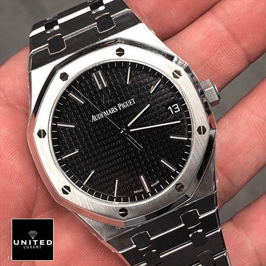Royal Oak Selfwinding Replica 3 Audemars Piguet Royal Oak Black Dial Replica on the hand