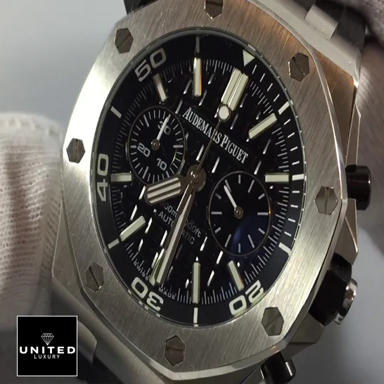 AP 15710ST Replica 6 audemars_piguet_royal_oak_offshore_diver_black_dial_15710ST.OO_.A002CA.01_replica_case_unitedluxurynet