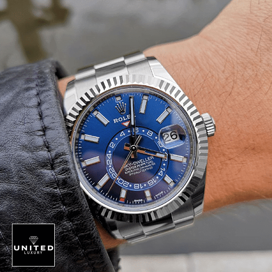 Rolex Sky-Dweller Blue Dial Stainless Steel 326934-0003 Oyster Replica 5 Rolex Sky-Dweller Blue Dial Stainless Steel 326934-0003 Oyster Replica on his arm