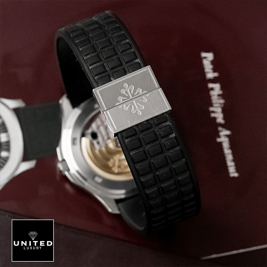 Patek 5065 Replica 5 patek_philippe_aquanaut_black_dial_5065_replica_back_unitedluxurynet