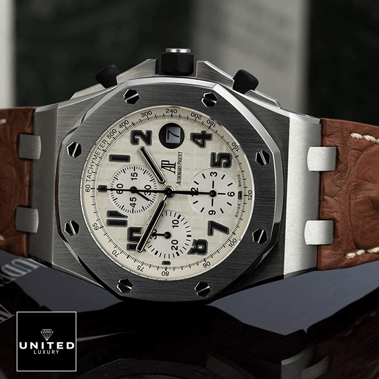 AP Safari Replica 5 Audemars Piguet Royal Oak Whit Dial Leather Brown Bracelet Replica side view