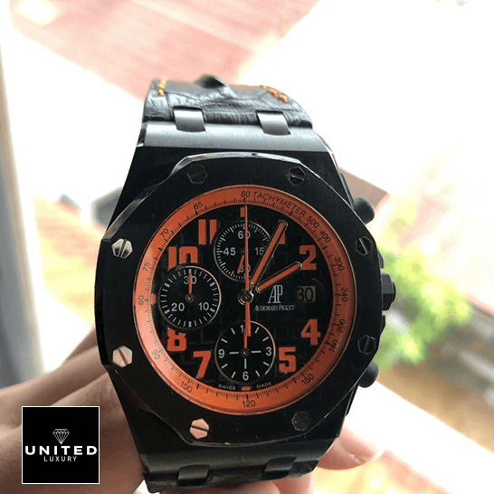 AP Volcano Replica 2 Audemars Piguet Royal Oak Orange Black Dial Replica on the hand
