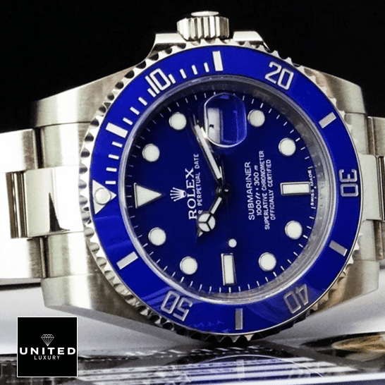 Rolex Submariner 116619 Blue Dial Replica 7 rolex_submariner_blue_dial_116619_oyster_man