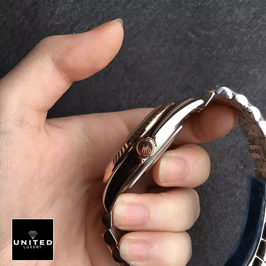 Rolex Presidential Yellow Gold 228238-0003 Replica 6 Rolex Gold 228238-0003 replica side view on hand and push button