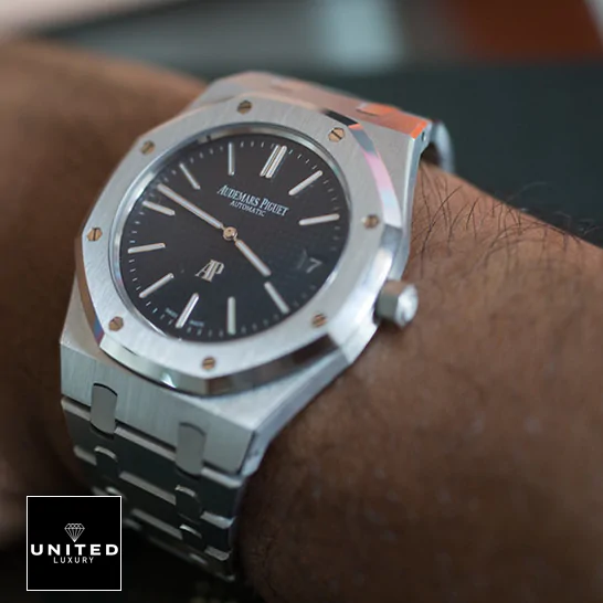 AP 15202 Replica 1 audemarspiguet royaloak 15202ST.OO .1240ST.01 replica hand